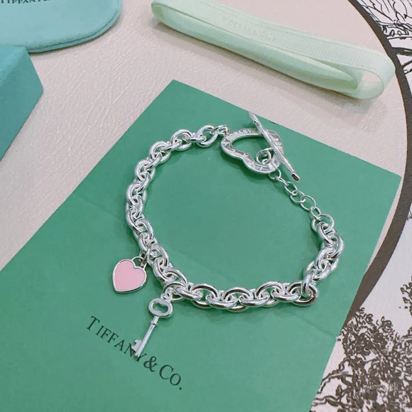 Return to Tiffany®:Pink Heart Tag Bead Bracelet in Silver, 4  Tiffany & Co. Pink Heart Silver Bracelet